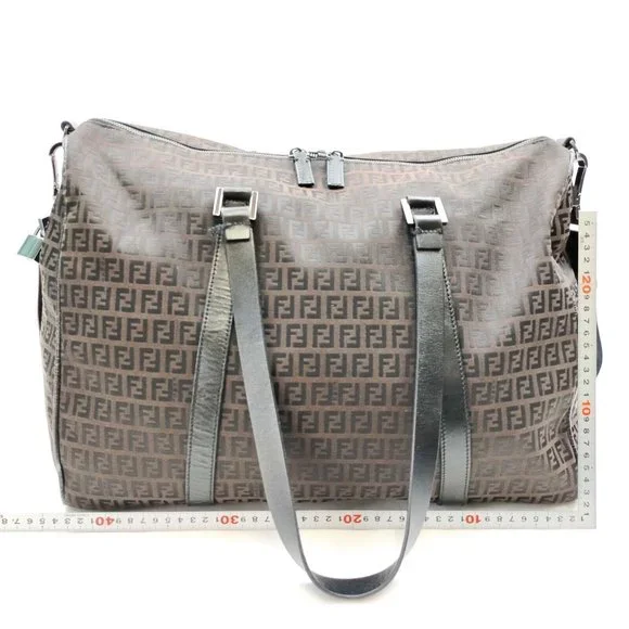 Fendi Shoulder Bag Brown Canvas TRAVEL BAG  DIAPER BAG - Picture 3 of 16